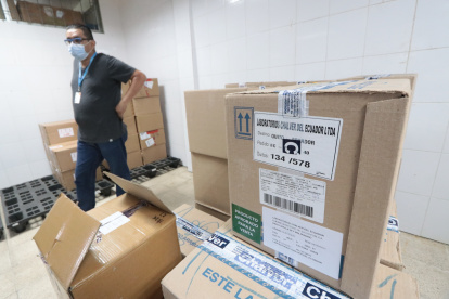 Entrega de medicamentos a los distintos hospitales públicos de Guayaquil por parte del Ministerio de Salud  el martes 14 de septiembre de 2021.