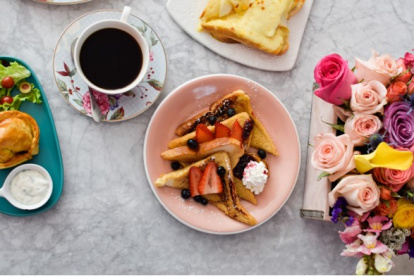 Desde desayunos hasta las más exquisitas pavlovas, todo en un ambiente glam.