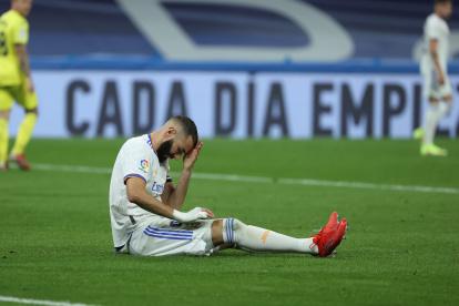 El delantero francés del Real Madrid, Karim Benzema, no estuvo fino en el ataque blanco.