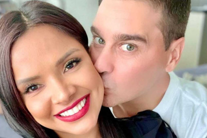 Evelyn Vanessa y Juan Rescalvo, un amor de exportación.