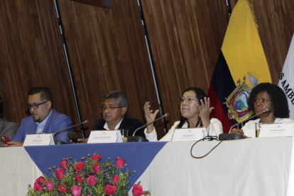 La presidenta de la Asamblea y los jefes de bancada participaron el pasado lunes de un conversatorio con medios de comunicación.