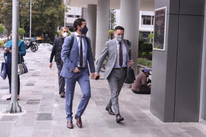 Pruebas. Pablo Encalada y Édgar Molina, defensores en el caso.