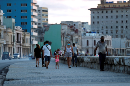 Referencial. La Habana flexibiliza medidas restrictivas dentro de reapertura gradual.