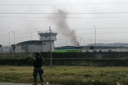 Ráfagas de tiros en la cárcel de Guayaquil.