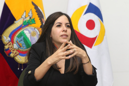 30-09-2021-Alex Lima-Gabriela Campoverde, directora del Senadi