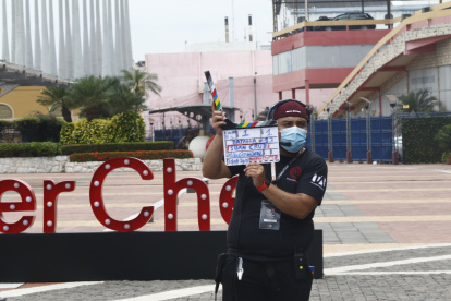 El programa empieza a transmitirse el próximo 15 de noviembre y se extenderá hasta principios del próximo año.