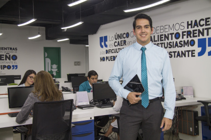 Principio. Servicio, integridad, experimentación para innovar, la orientación a los resultados, así como el trabajo colaborativo, son los valores que practica y promueve Banco Bolivariano.