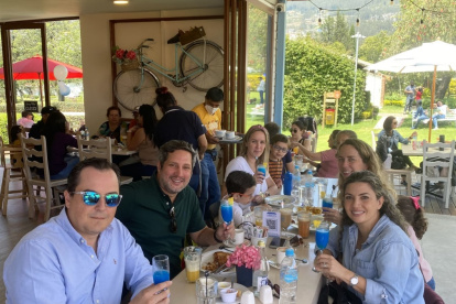 Fiesta. Varios guayaquileños asistieron para celebrar la independencia.