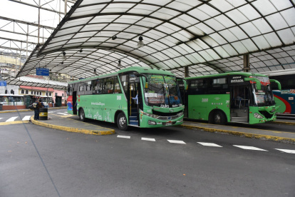 Quito. La Cooperativa Termas Turis da servicio de transporte a las parroquias rurales.
