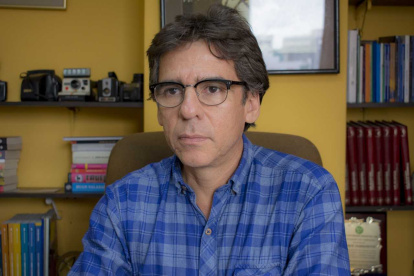 Billy Navarrete contó que los familiares de los reos sufren maltrato con ofrecimientos de información que nunca llegan. Y adelantó que hay quienes aún no tienen noticia de sus parientes dentro.