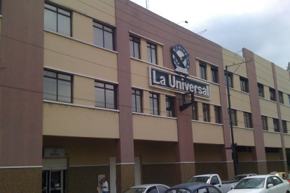 La Universal es una empresa importante en el segmento de caramelos y galletas.