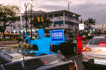 Campaña. Los carros que piten, sin necesidad, serán sancionados.