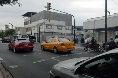 Los semáforos de las calles Los Ríos y Manuel Galecio están dañados.