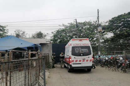 Una clínica móvil ingresó al recinto carcelario, ubicado en el kilómetro 16,5 de la vía a Daule