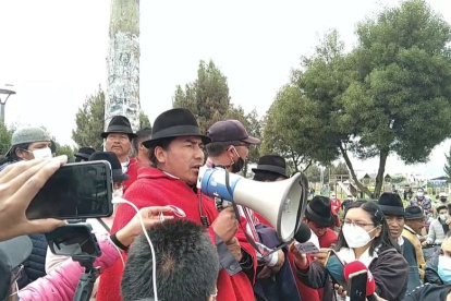 El presidente de la Conaie, Leonidas Iza, en declaraciones en Cotopaxi.