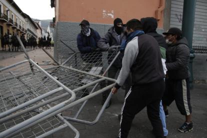 Hasta la tarde de este martes 37 personas fueron detenidas por interrumpir la circulación de las vías en el país.