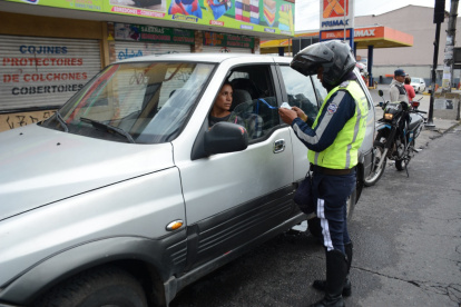 Controles. A partir del 4 de noviembre el Pico y placa regirá desde las 05:00 de la mañana.