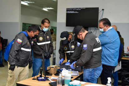 Allanamiento. El 22 de octubre pasado se registró un ciberataque al sistema de la ANT. La Policía ingresó a las instalaciones para recoger evidencias.