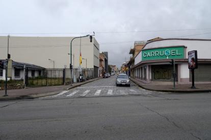 Las calles desoladas de la capital azuaya reflejan la falta de movilización de la ciudadanía.