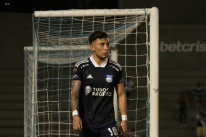 El ofensivo Joao Rojas apareció en un momento crítico del partido contra Guayaquil City para marcar el gol de la victoria.