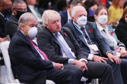 En la cumbre climática en Reino Unido, los líderes mundiales esperan llegar a consensos para reducir la afectación al planeta. ROBERT PERRY / EFE