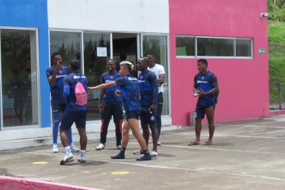 Pese al descenso y el reciente escándalo con Quintero, la camaradería del equipo en el complejo está intacta.