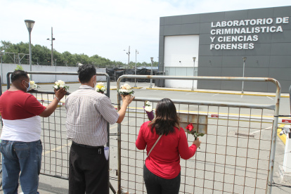 Los deudos que no han podido hallar el cuerpo de sus familiares han organizado varias protestas.