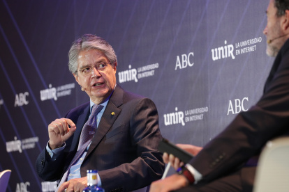 Guillermo Lasso en entrevista desde España.