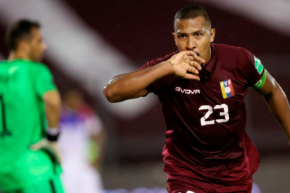 Salomón Rondón es un experimentado en el combinado de Venezuela y no estará ante la Tri.