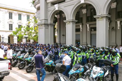 El personal de la ATM que se va a sumar a los operativos por la inseguridad en Guayaquil.