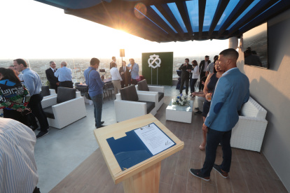 Inauguración del Blu Rooftop en el Estadio Capwell.