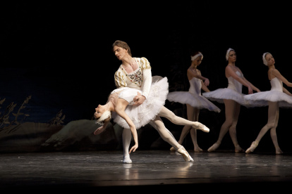 Este maravilloso espectáculo se presenta en el Tetro Centro de Arte, a las 20:00.