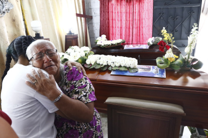 VELATORIO DE 2 HERMANOS QUE FUERON ACRIBILLADOS DENTRO DE LA PENITENCIARIA/JIMMY NEGRETE/GUAYAQUIL-ECUADOR