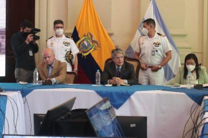 El presidente Lasso encabeza el gabinete de crisis en la Gobernación del Guayas.