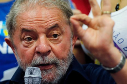 El expresidente de Brasil tendrá en ascuas a sus seguidores hasta el primer trimestre de 2022