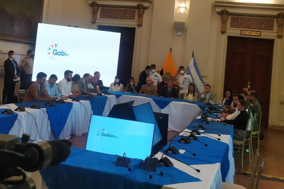 El presidente Lasso junto a otras autoridades leyó el Acuerdo Nacional por la Crisis Carcelaria.