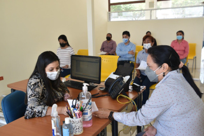 Unas 400 personas fueron trasladadas de la antigua edificación al parque Samanes.