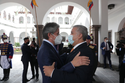 Reunión. Los presidentes Guilermo Lasso e Iván Duque se reúnen este domingo  21 de noviembre en Carondelet.