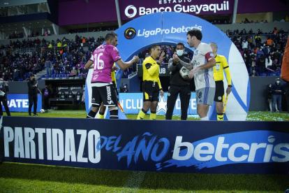 Los capitanes de Independiente y Emelec, Pellerano y Rodríguez, se verán de vuelta las caras en la final.