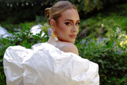 La artista londinense logró que su disco se escuche en Spotify en el orden que ella quiere.