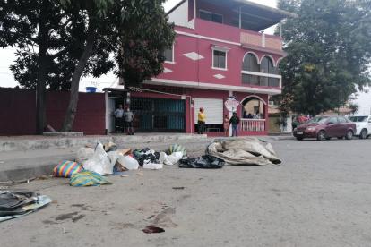 Por los rasgos, se trataría del cuerpo y la cabeza de una misma persona.