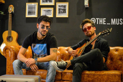 El nuevo disco de MYA contiene 14 temas entre los que se incluye éxitos como 2:50 y Una y mil veces.