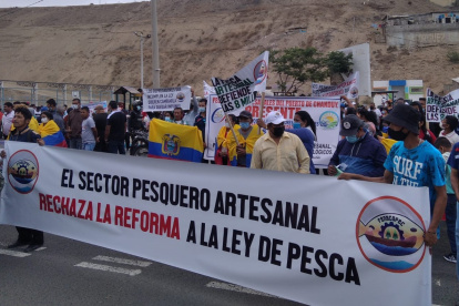 Pescadores artesanales presentaron sus observaciones a 7 artículos del proyecto de reforma