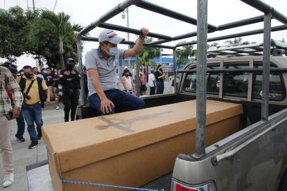 En la morgue aún hay 11 cadáveres que no han sido identificados de los 65 registrados en la última masacre en la Penitenciaría. Esto se debe a que los restos de sus huesos están casi carbonizados. Los procesos de identificación puede tardar 50 días.