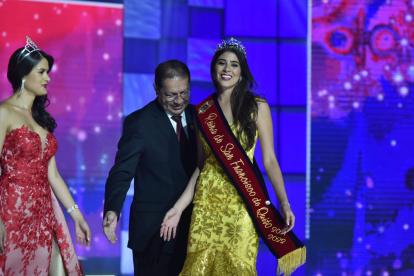 La corte de Álvarez está integrada por Louiza Eid Vásquez, Señorita Confraternidad; Doménica Alessi Vega, Señorita Simpatía y Dominique Quiroga, Virreina de San Francisco de Quito.