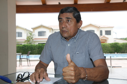 Líder comunitario y expresidente de la Federación de Urbanizaciones de Vía a la Costa.