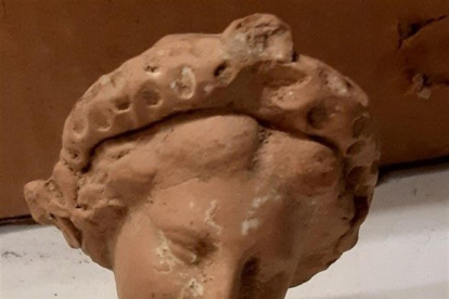 Las autoridades italianas se incautaron hoy en Sicilia (sur) de más de 11.000 objetos antiguos, que van desde el periodo helénico hasta el medieval y que habían sido robados en un yacimiento arqueológico clandestino.