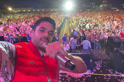 Jerry Rivera durante su concierto en Daule.