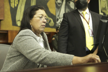 La presidenta de la Asamblea, Guadalupe Llori, envió un documento señaladno que no se aprobó ninguna de las mociones.