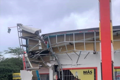 El siniestro del bus disco 11 de la empresa CITUP en Manglaralto.